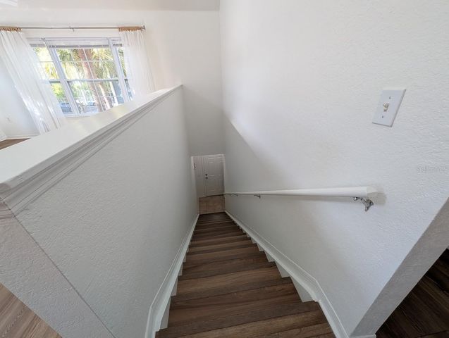 5691 BIDWELL PARKWAY 201, Sarasota, FL 34233