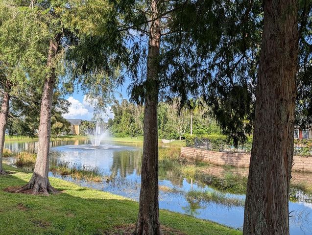 5691 BIDWELL PARKWAY 201, Sarasota, FL 34233