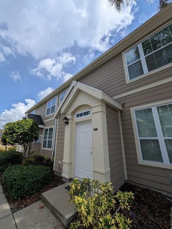 5691 BIDWELL PARKWAY 201, Sarasota, FL 34233