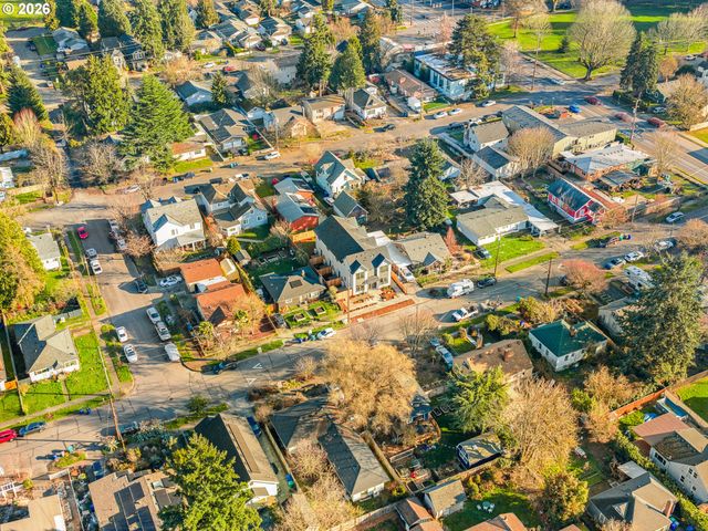 9566 N Buchanan Ave, Portland, OR 97203