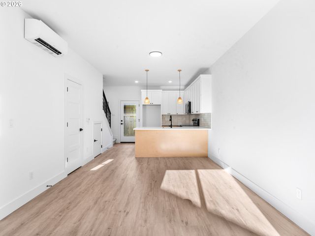 9566 N Buchanan Ave, Portland, OR 97203