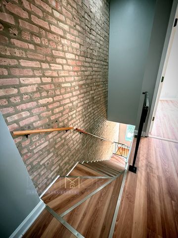 1108 E Marquette Road 207, Chicago, IL 60637