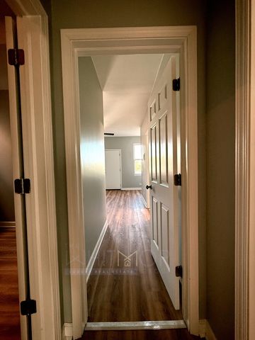 1108 E Marquette Road 207, Chicago, IL 60637