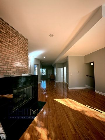 1108 E Marquette Road 207, Chicago, IL 60637