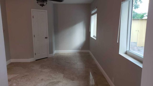 2210 NE 36th Street A&b, Lighthouse Point, FL 33064