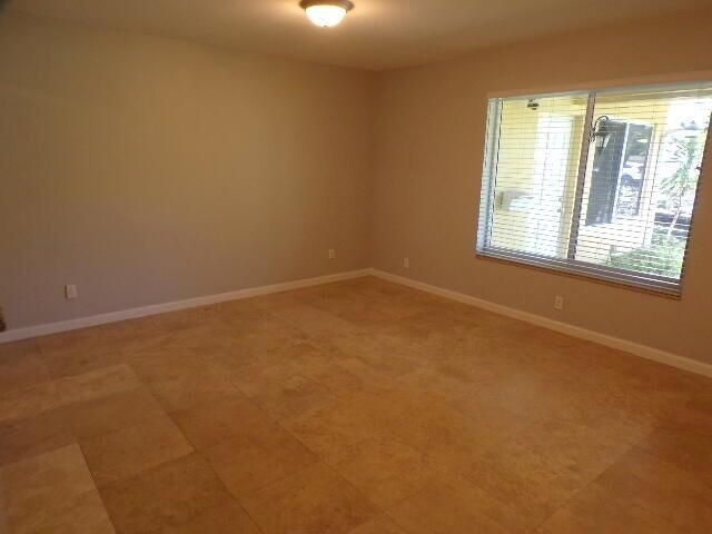 2210 NE 36th Street A&b, Lighthouse Point, FL 33064