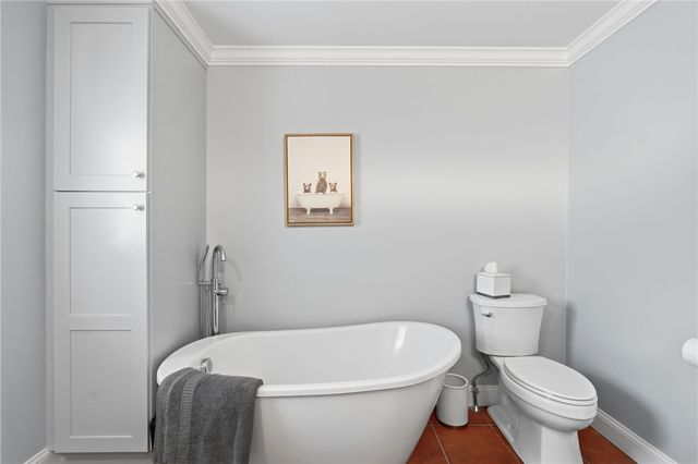 66 Mare Terrace, Portsmouth, RI 02871