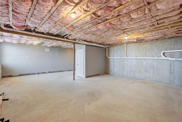 66 Mare Terrace, Portsmouth, RI 02871