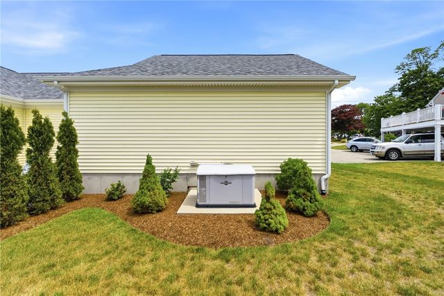 66 Mare Terrace, Portsmouth, RI 02871