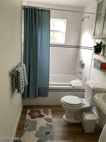 1471 Mandarin RD, Naples, FL 34102