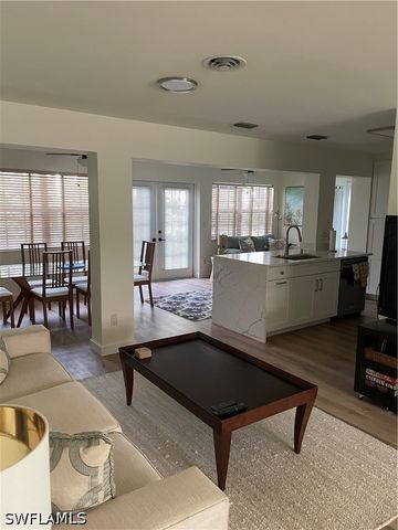 1471 Mandarin RD, Naples, FL 34102