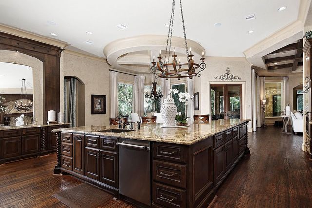 119 S Tranquil Path, The Woodlands, TX 77380