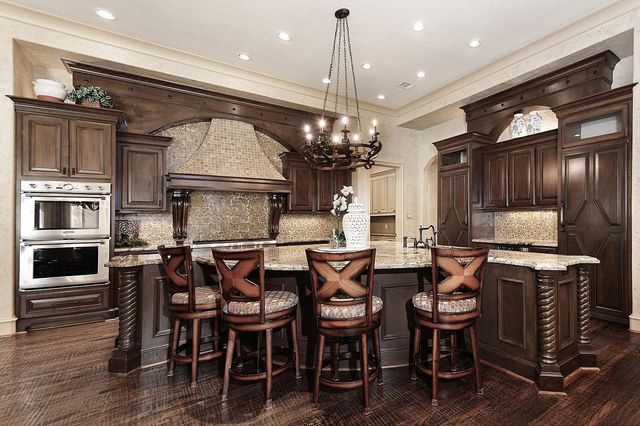 119 S Tranquil Path, The Woodlands, TX 77380