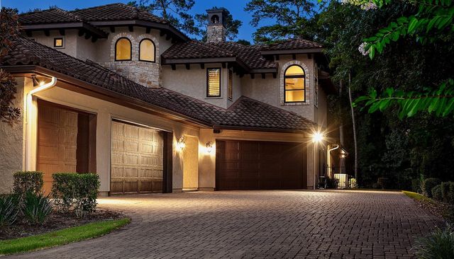 119 S Tranquil Path, The Woodlands, TX 77380