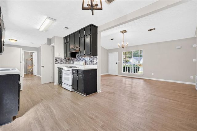 6169 Fay Court, Rex, GA 30273