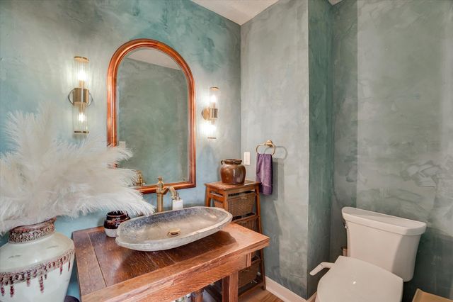 56 Woodcreek DR, Wimberley, TX 78676