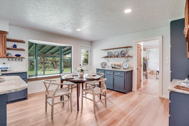 56 Woodcreek DR, Wimberley, TX 78676