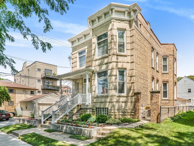 4749 N Long Avenue 1, Chicago, IL 60630