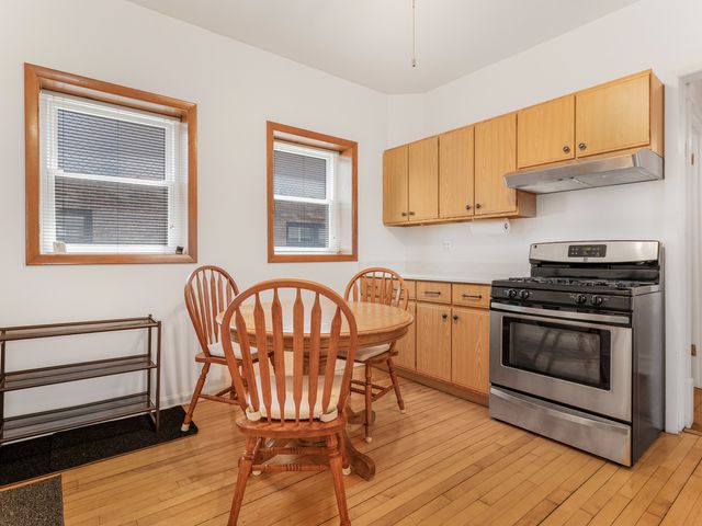 4749 N Long Avenue 1, Chicago, IL 60630