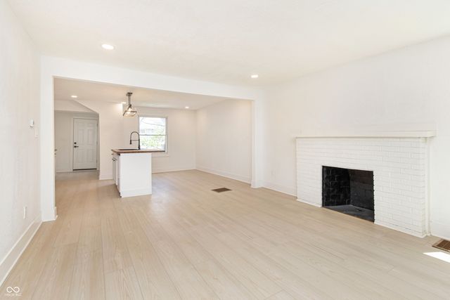 3547 N Illinois Street, Indianapolis, IN 46208