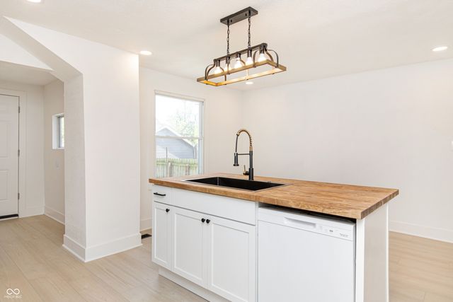 3547 N Illinois Street, Indianapolis, IN 46208