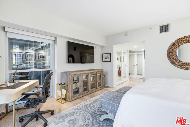 13700 Marina Pointe Drive 1711, Marina Del Rey, CA 90292