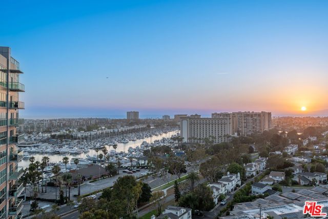 13700 Marina Pointe Drive 1711, Marina Del Rey, CA 90292