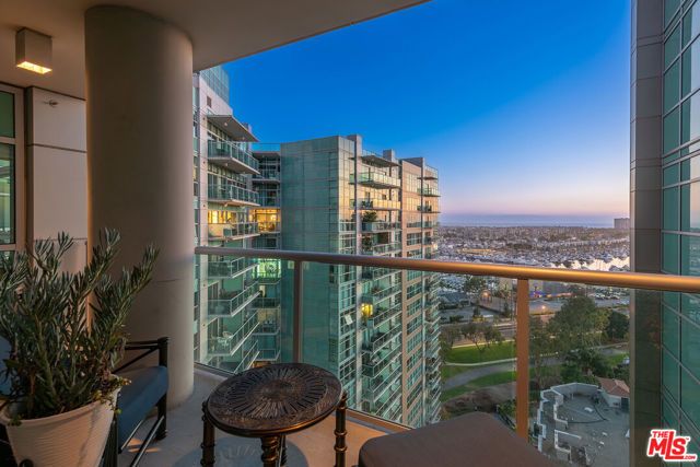 13700 Marina Pointe Drive 1711, Marina Del Rey, CA 90292
