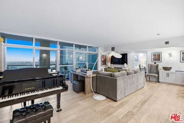 13700 Marina Pointe Drive 1711, Marina Del Rey, CA 90292