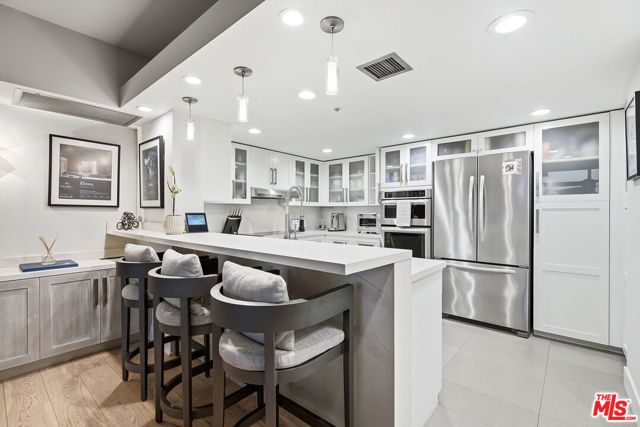 13700 Marina Pointe Drive 1711, Marina Del Rey, CA 90292