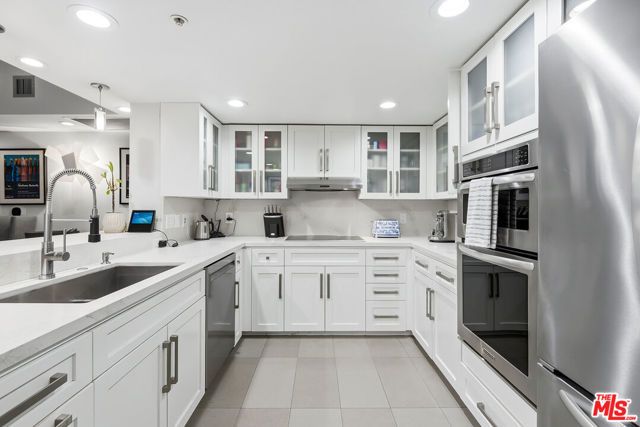 13700 Marina Pointe Drive 1711, Marina Del Rey, CA 90292