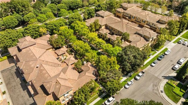 111 Chantilly, Irvine, CA 92620