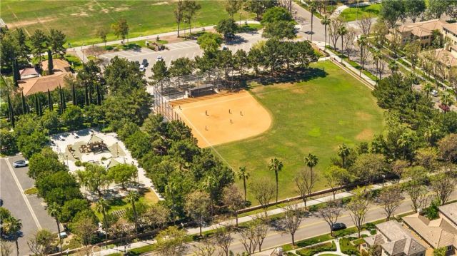 111 Chantilly, Irvine, CA 92620