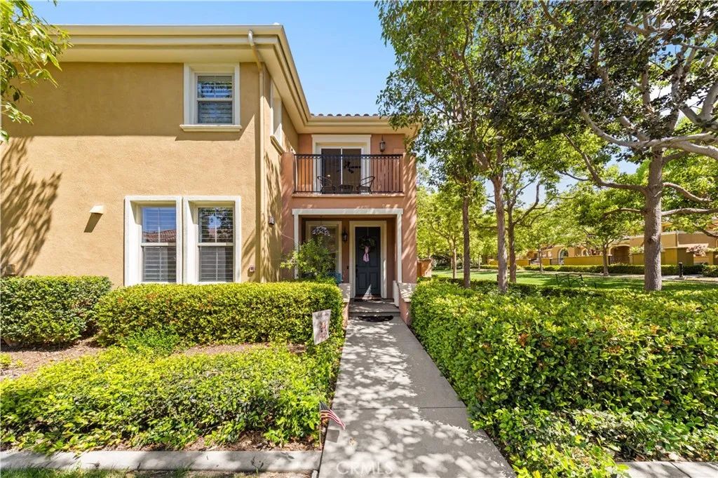 111 Chantilly, Irvine, CA 92620