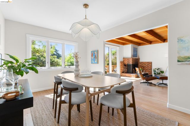 260 Grizzly Peak Blvd, Kensington, CA 94708