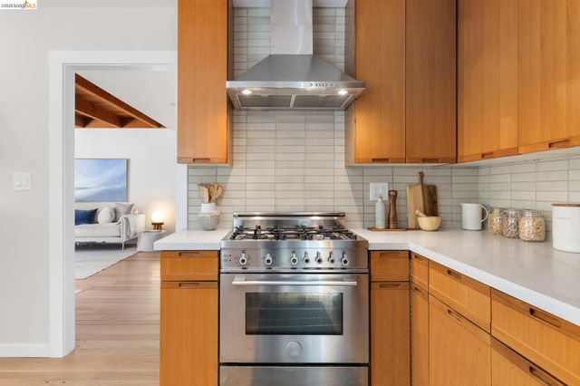 260 Grizzly Peak Blvd, Kensington, CA 94708