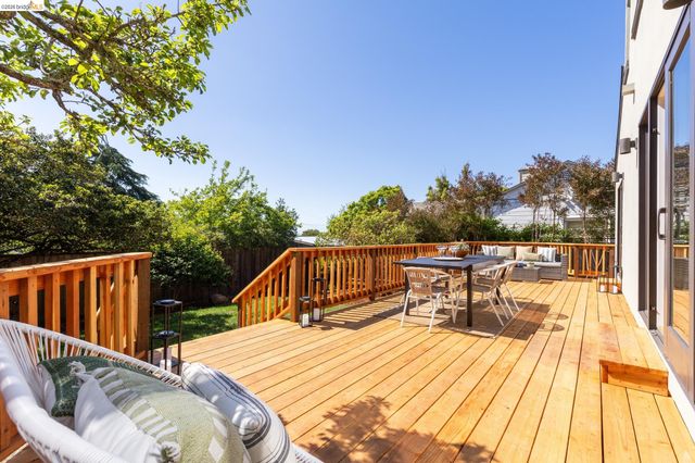 260 Grizzly Peak Blvd, Kensington, CA 94708