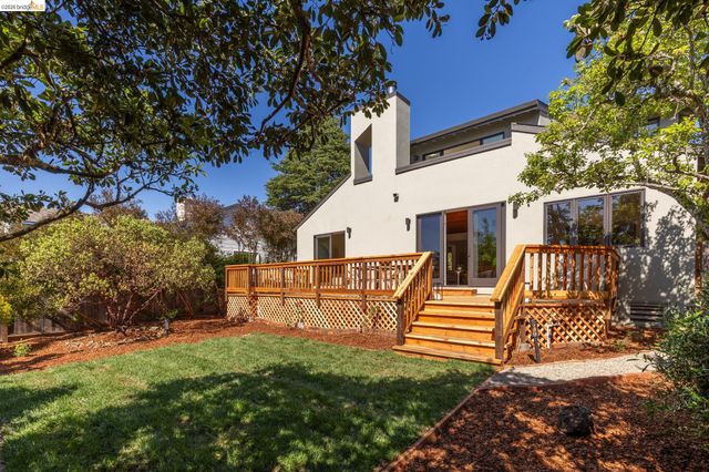 260 Grizzly Peak Blvd, Kensington, CA 94708