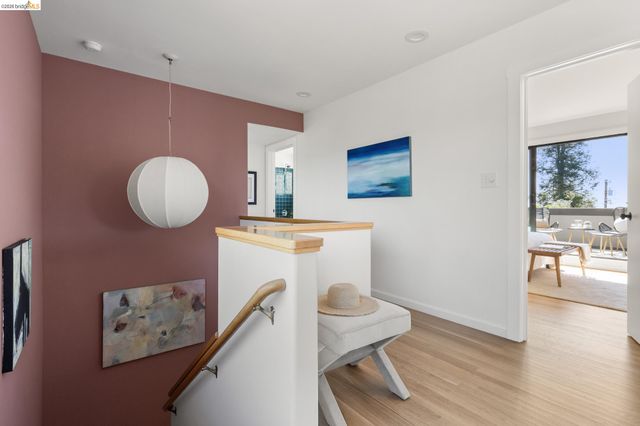 260 Grizzly Peak Blvd, Kensington, CA 94708