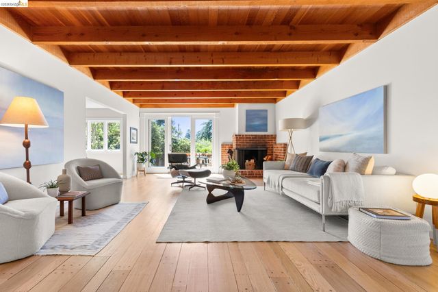 260 Grizzly Peak Blvd, Kensington, CA 94708