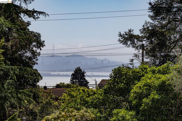 260 Grizzly Peak Blvd, Kensington, CA 94708