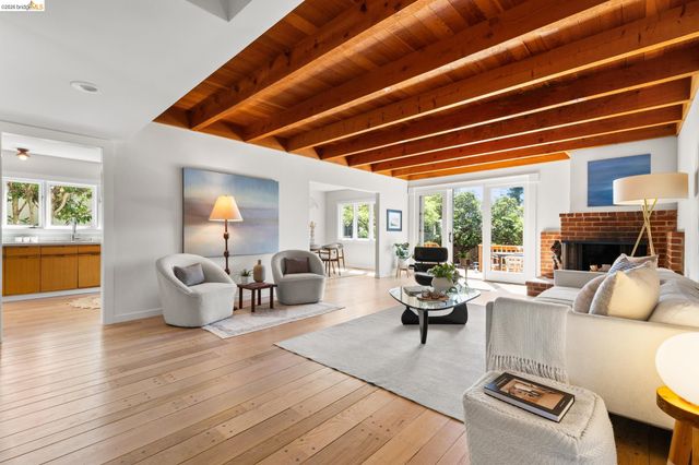 260 Grizzly Peak Blvd, Kensington, CA 94708