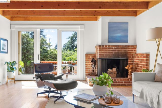 260 Grizzly Peak Blvd, Kensington, CA 94708