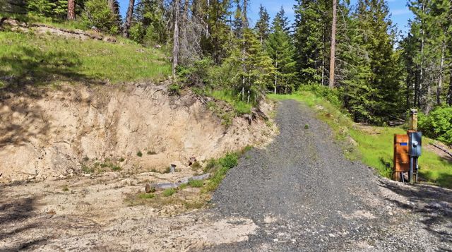15727 N Koth Rd, Newman Lake, WA 99025