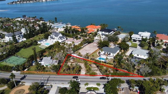 831 SIESTA DRIVE, Sarasota, FL 34242