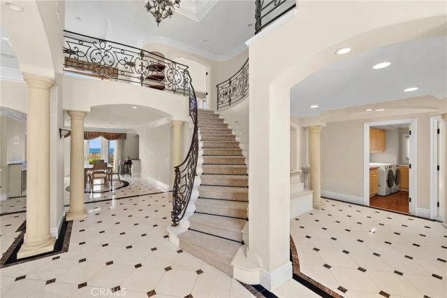 55 Montecito, Corona Del Mar, CA 92625