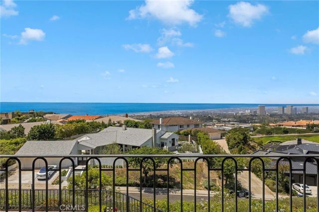 55 Montecito, Corona Del Mar, CA 92625