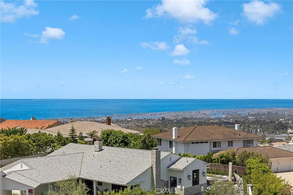 55 Montecito, Corona Del Mar, CA 92625