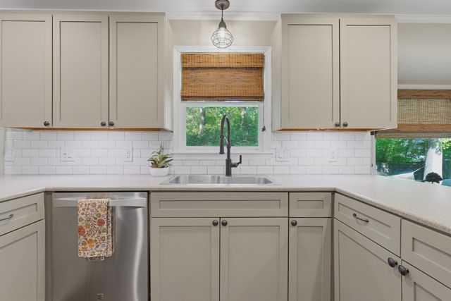 123 Brandywine Drive, Summerville, SC 29485