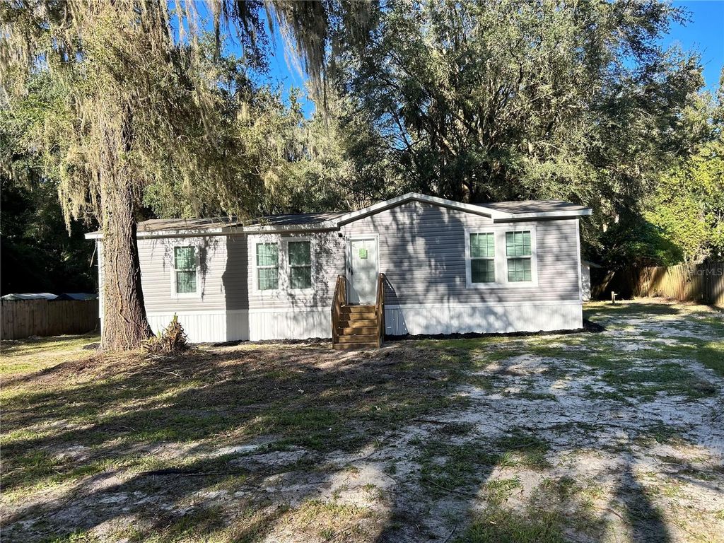 134 WEERTS ROAD, San Mateo, FL 32187